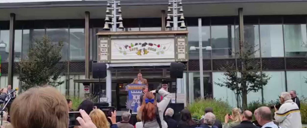 Glockenspiel Kitchener 039 S Glockenspiel Dedication