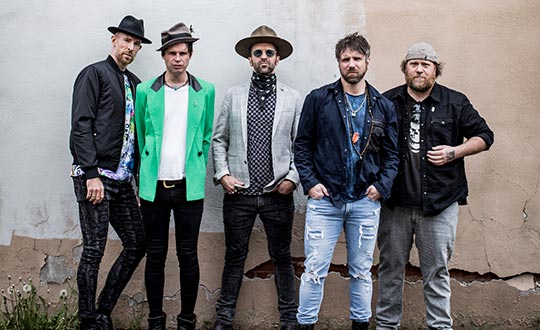 Home The Trews
